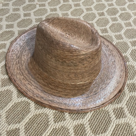 Lack of color palma fedora - Picture 3 of 5